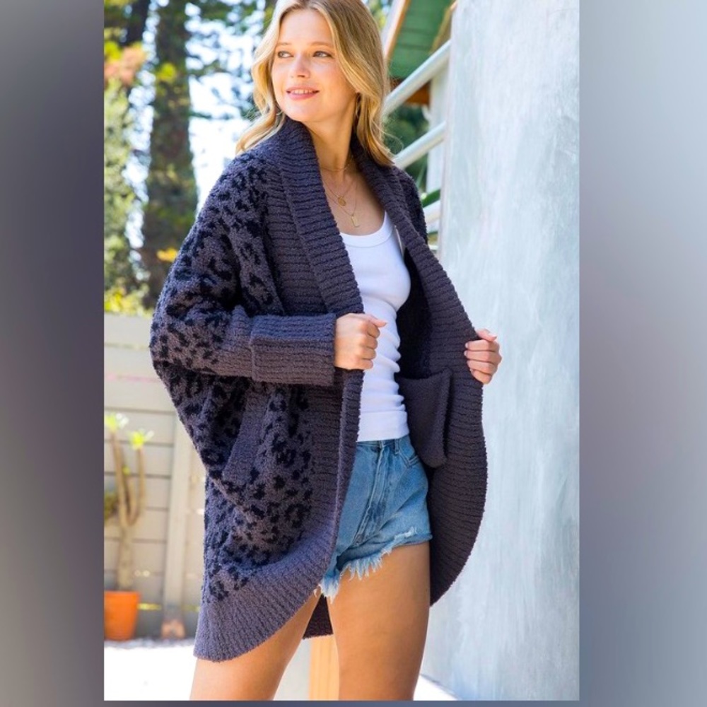 Leopard print fluffy knit cardigan